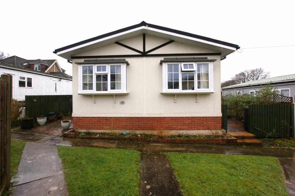 2 bedroom retirement property for sale in Waterloo Road, Corfe Mullen