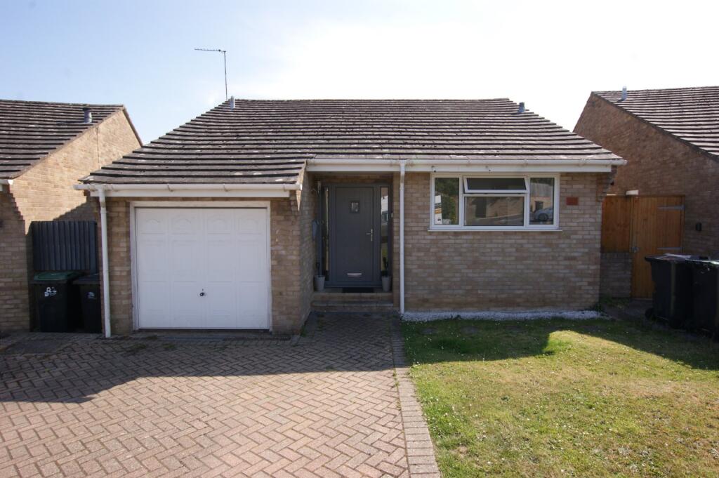 Main image of property: Henbury Rise, Corfe Mullen, Wimborne, Dorset, BH21