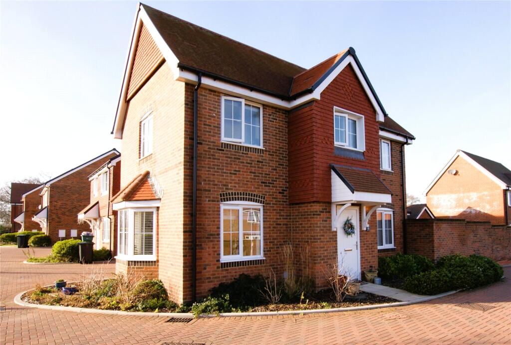 Main image of property: Gold Close, Corfe Mullen, Wimborne, BH21