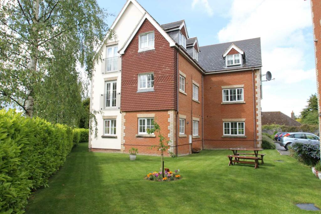 2 bedroom apartment for rent in Aston Clinton, HP22