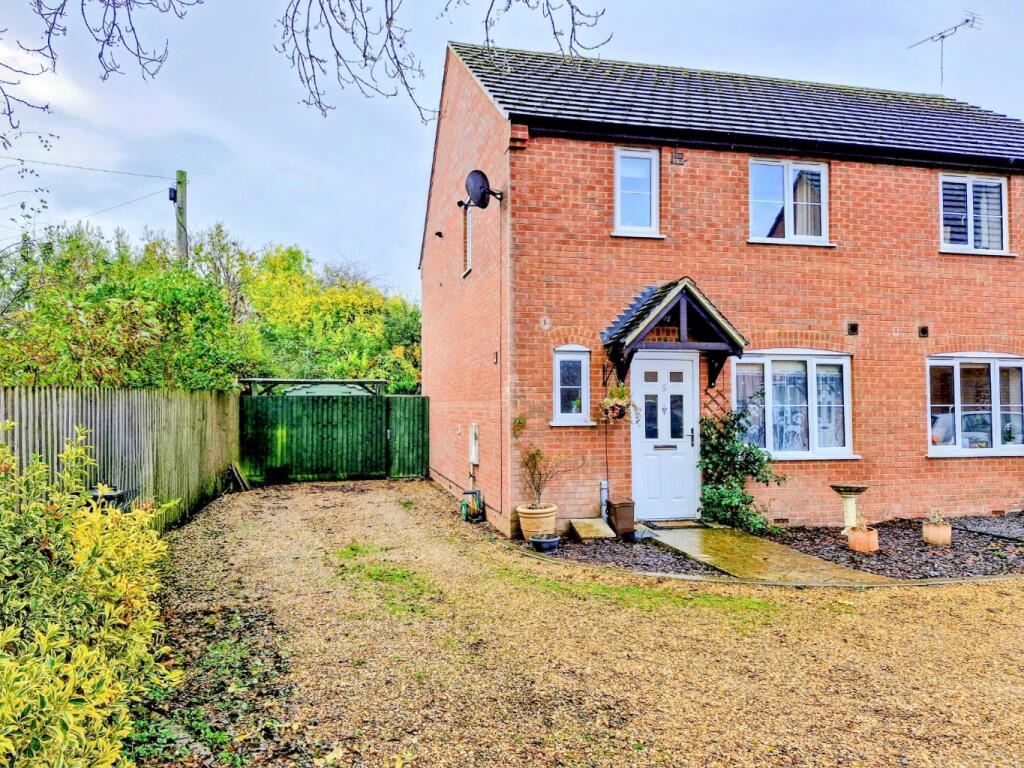 Main image of property: 5 Furniss Close, Woodford Halse, NN11 3TJ