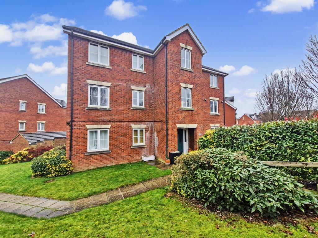 Main image of property: 17 Plough Close, Daventry, NN11 0NX