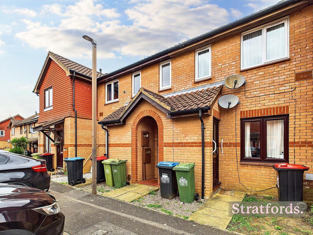 Main image of property: Pettingrew Close, Walnut Tree, MK7