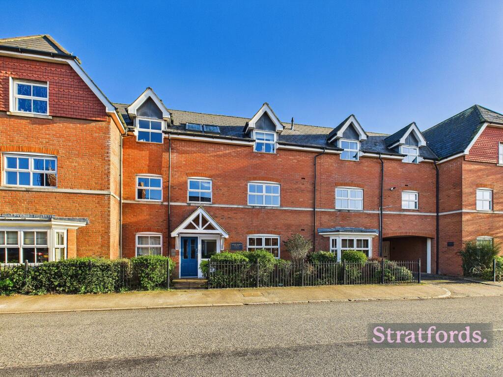 Main image of property: Heath Road, Leighton Buzzard, LU7