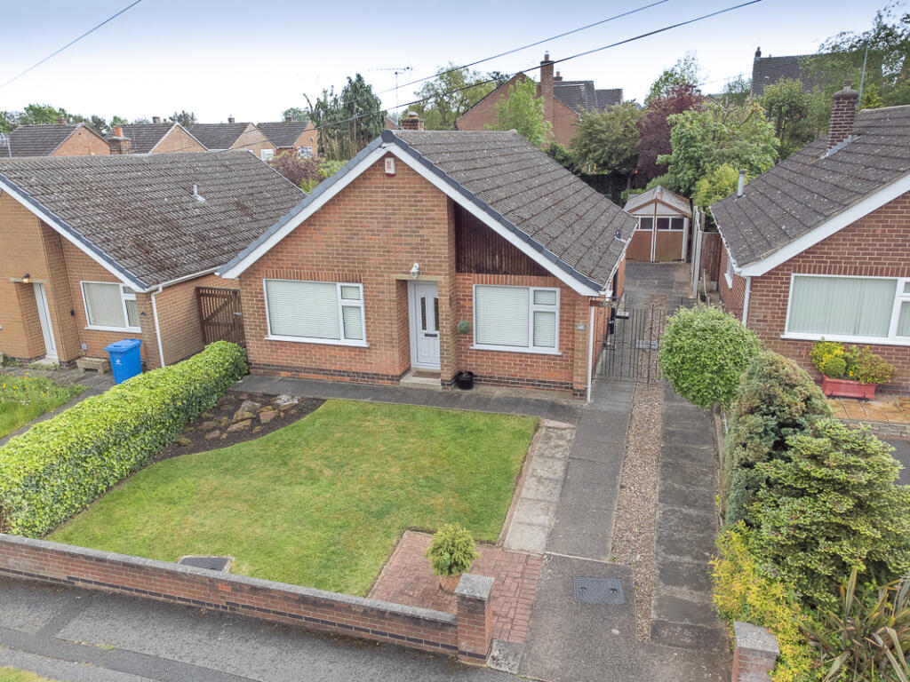 3 bedroom detached bungalow for sale in Highfield Road, Littleover, DE23