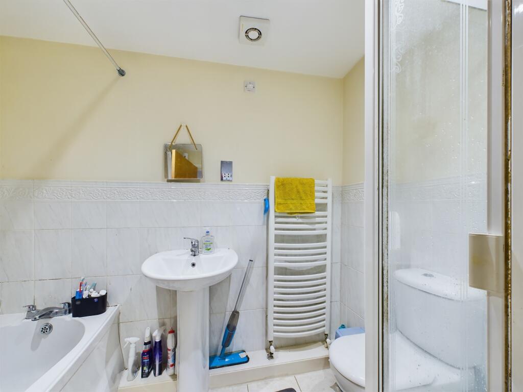 Additional property image - The Orchards, Burton Road, Derby