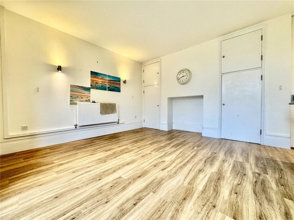 Additional property image - Alumhurst Road, Bournemouth, BH4