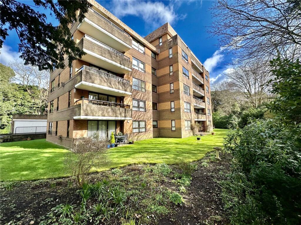 Main image of property: The Avenue, Poole, Dorset, BH13