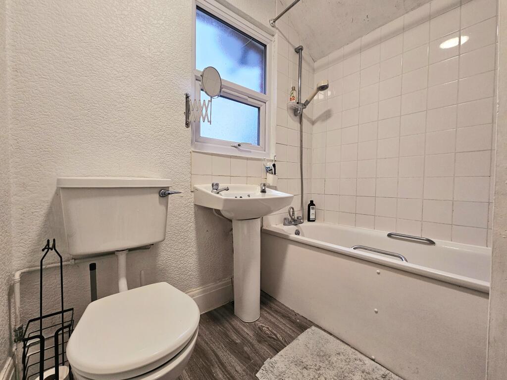 Additional property image - Queen Anne Avenue, Bromley BR2