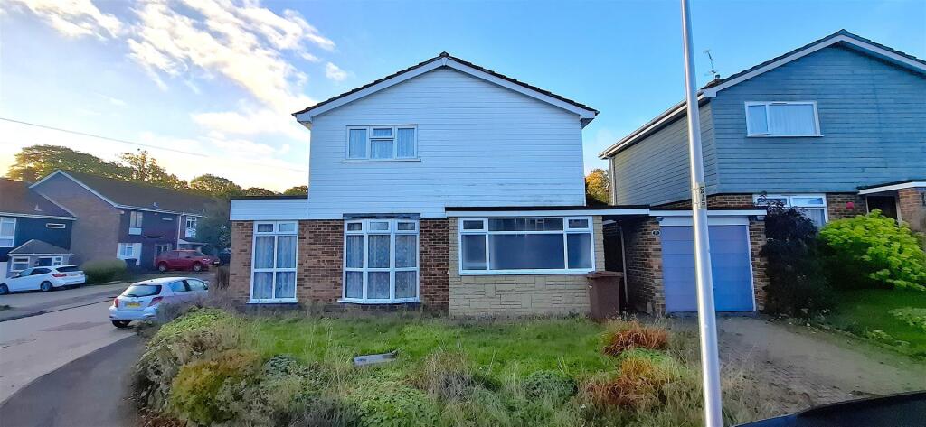Main image of property: Campleshon Road, Rainham