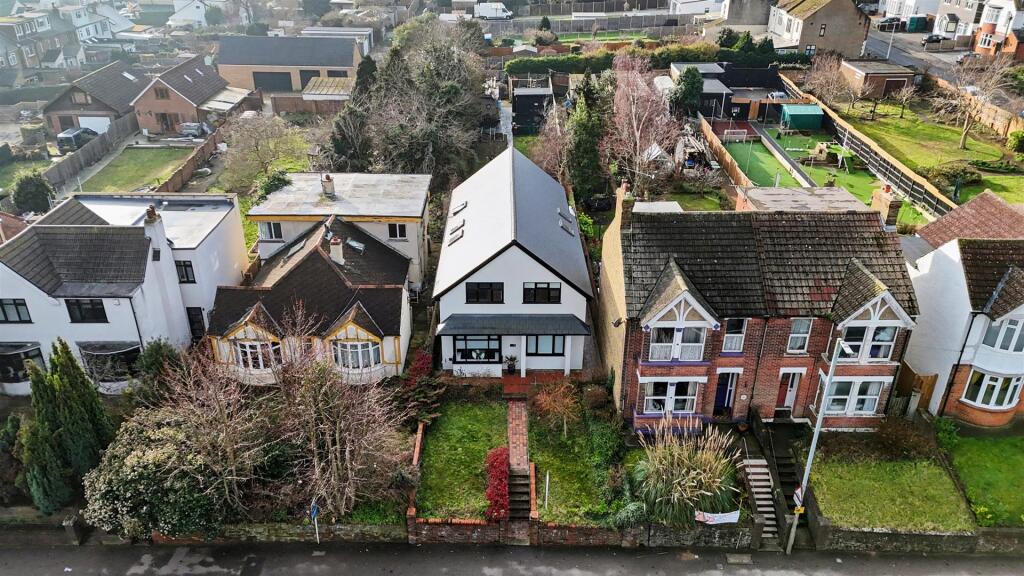 Main image of property: London Road, Rainham