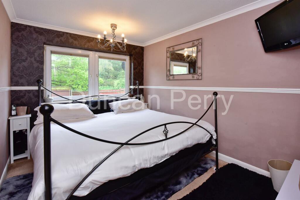 Additional property image - Far End, Hatfield