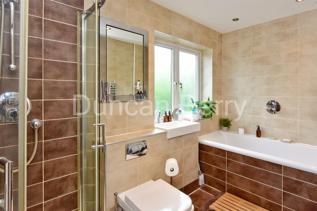 Additional property image - Far End, Hatfield