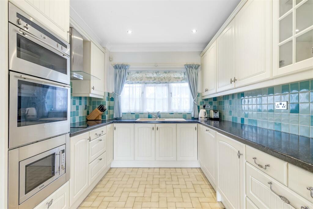Additional property image - Woodlands, Brookmans Park