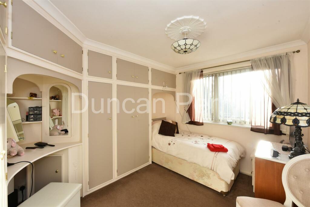 Additional property image - Bulls Lane, Welham Green
