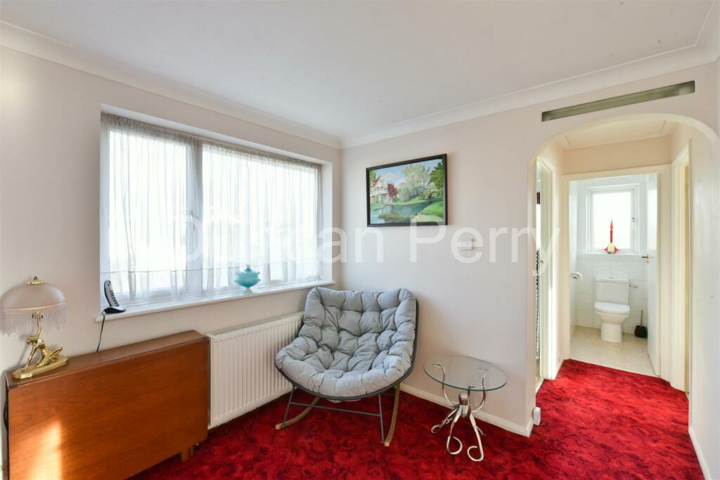 Additional property image - Bulls Lane, Welham Green