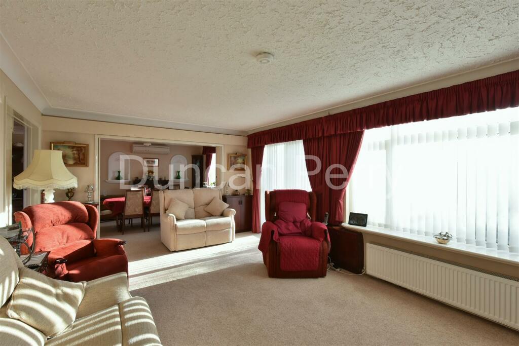Additional property image - Bulls Lane, Welham Green