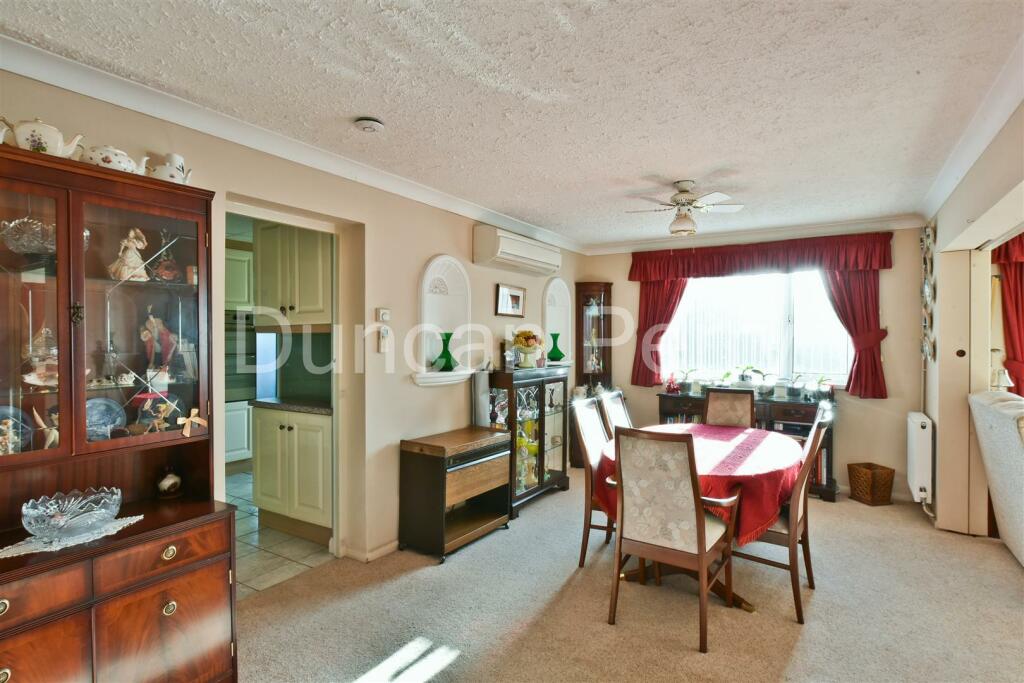 Additional property image - Bulls Lane, Welham Green