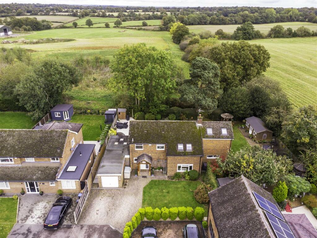 Additional property image - Ramsey Close, Brookmans Park, Herts