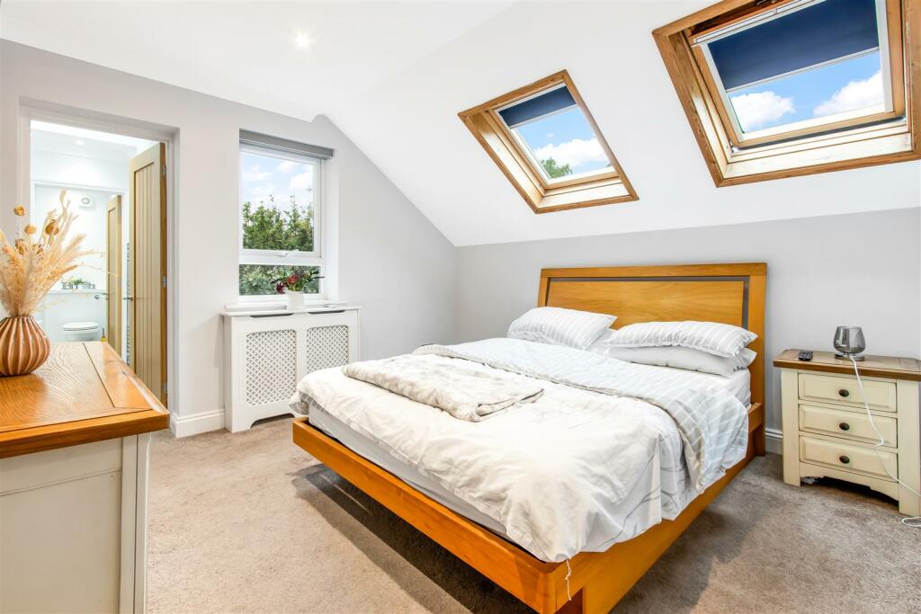 Additional property image - Ramsey Close, Brookmans Park, Herts