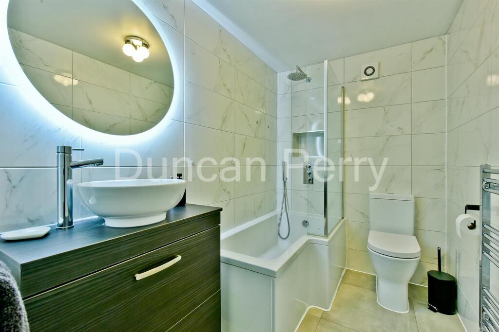 Additional property image - Dixons Hill Road, Welham Green