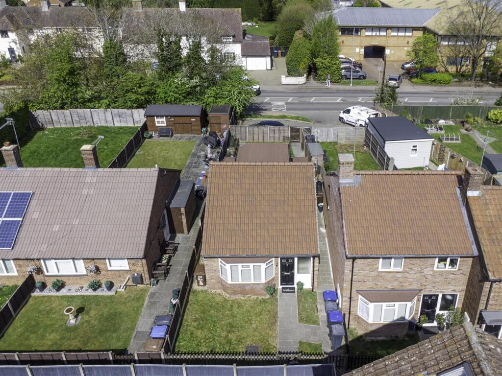 Main image of property: Somers Square, Welham Green