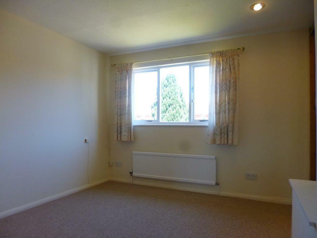 Additional property image - Vincenzo Close, Welham Green