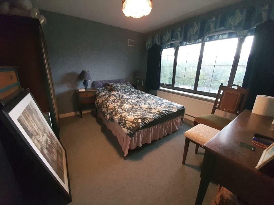 4 bedroom detached house for sale in East Avenue, Heald Green, SK8