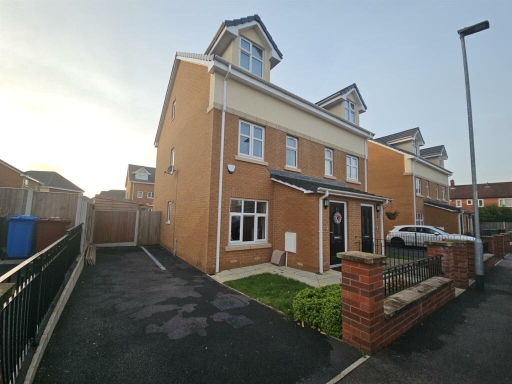 3 bedroom semidetached house for sale in Cornfield Drive, Wythenshawe, M22