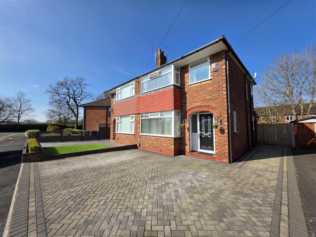 Main image of property: Kilburn Close, Heald Green