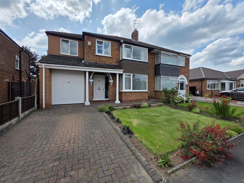 Main image of property: Mona Avenue, Heald Green