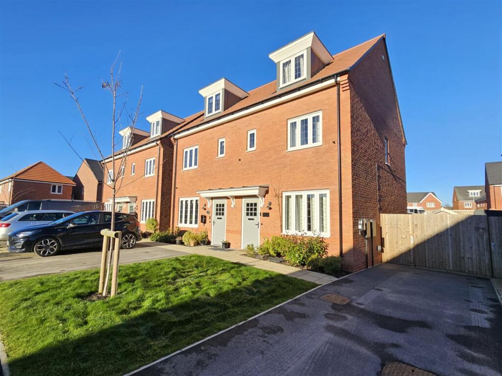 Main image of property: Hankinson Avenue, Heald Green