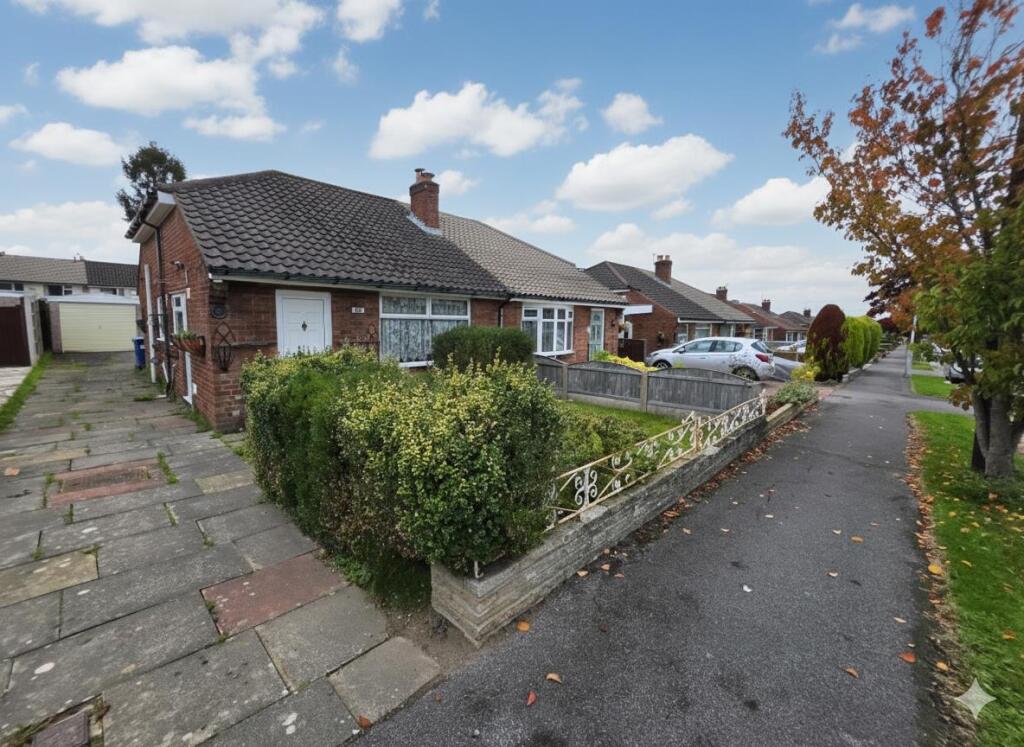 Main image of property: Queensway, Heald Green