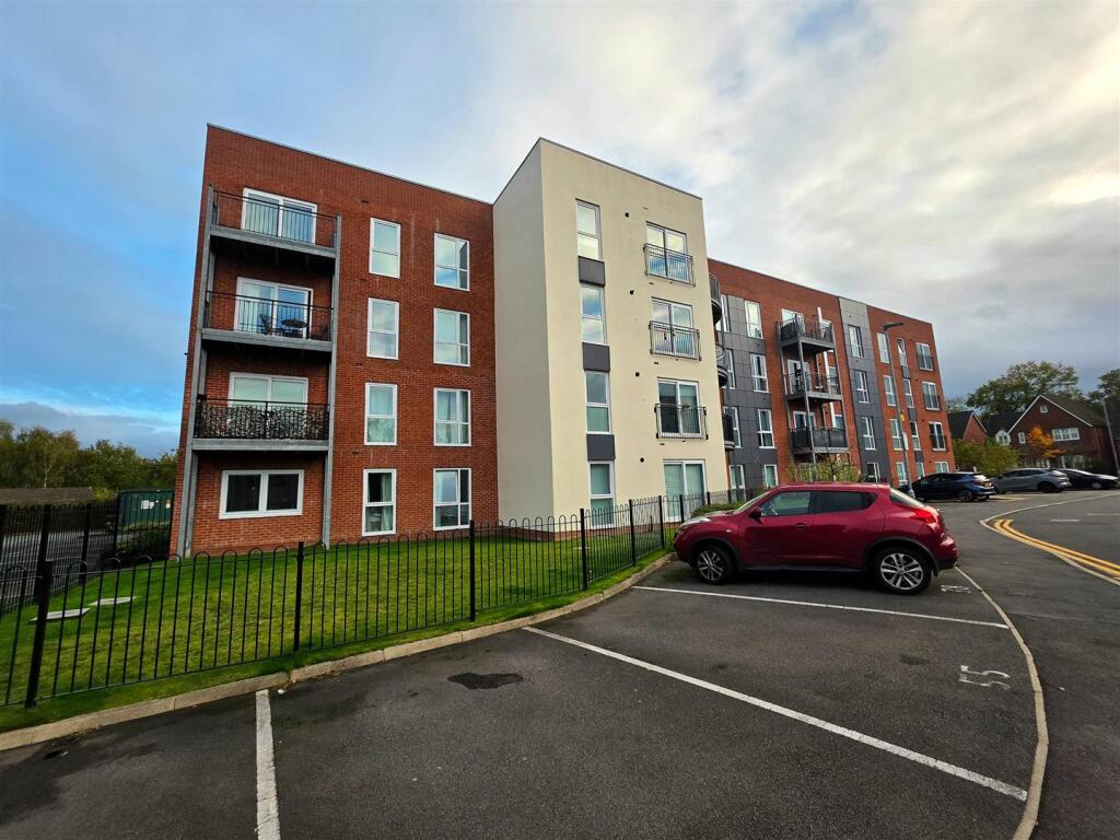 Main image of property: Sheen Gardens, Moss Nook