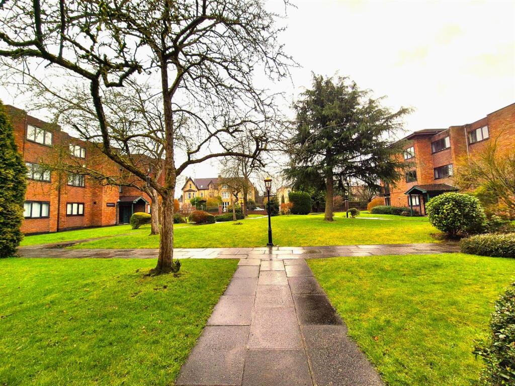 Main image of property: Wilmslow Road, Manchester