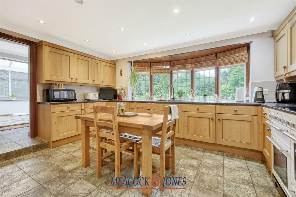 Additional image 7 of Mores Lane, Pilgrims Hatch, Brentwood