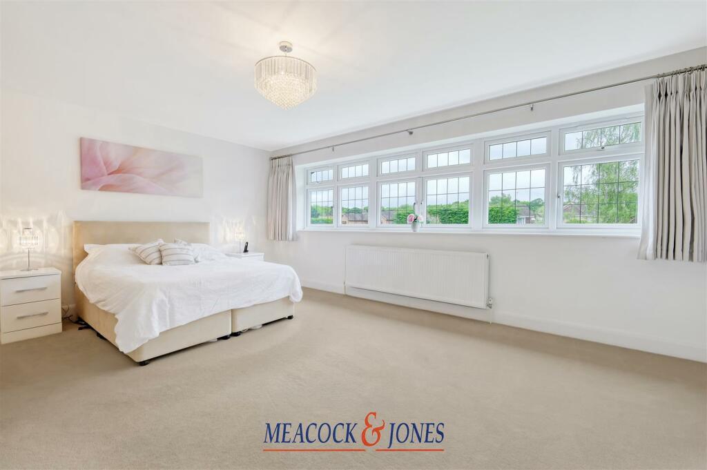 Additional property image - Heronway, Hutton Mount, Brentwood