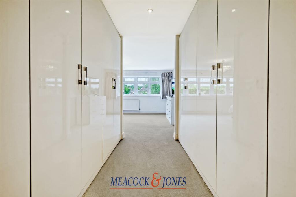 Additional property image - Heronway, Hutton Mount, Brentwood
