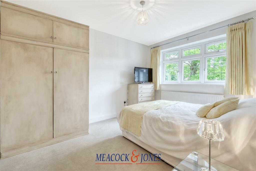 Additional property image - Heronway, Hutton Mount, Brentwood