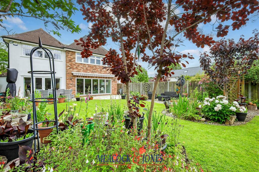 Additional property image - Heronway, Hutton Mount, Brentwood