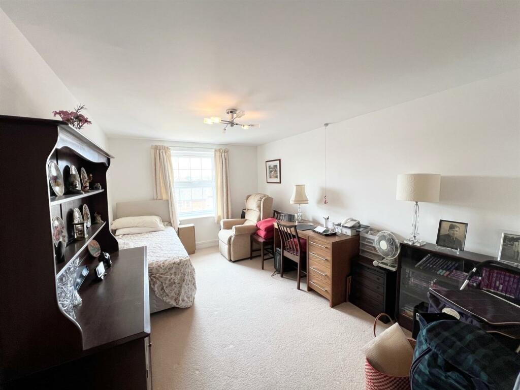 Additional property image - High Street, Ongar, Brentwood