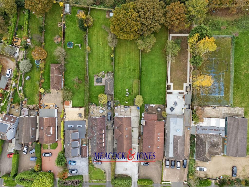Additional property image - Chelmsford Road, Shenfield, Brentwood