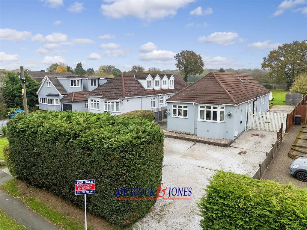 Additional property image - Chelmsford Road, Shenfield, Brentwood