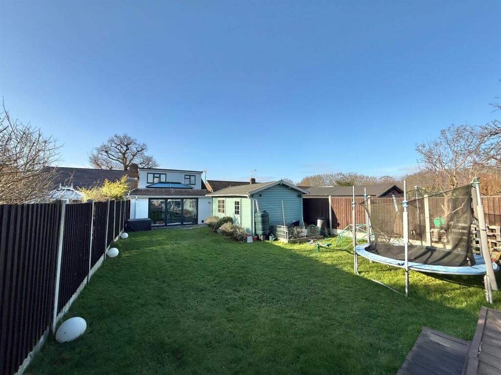 Additional property image - Oakland Gardens, Hutton, Brentwood