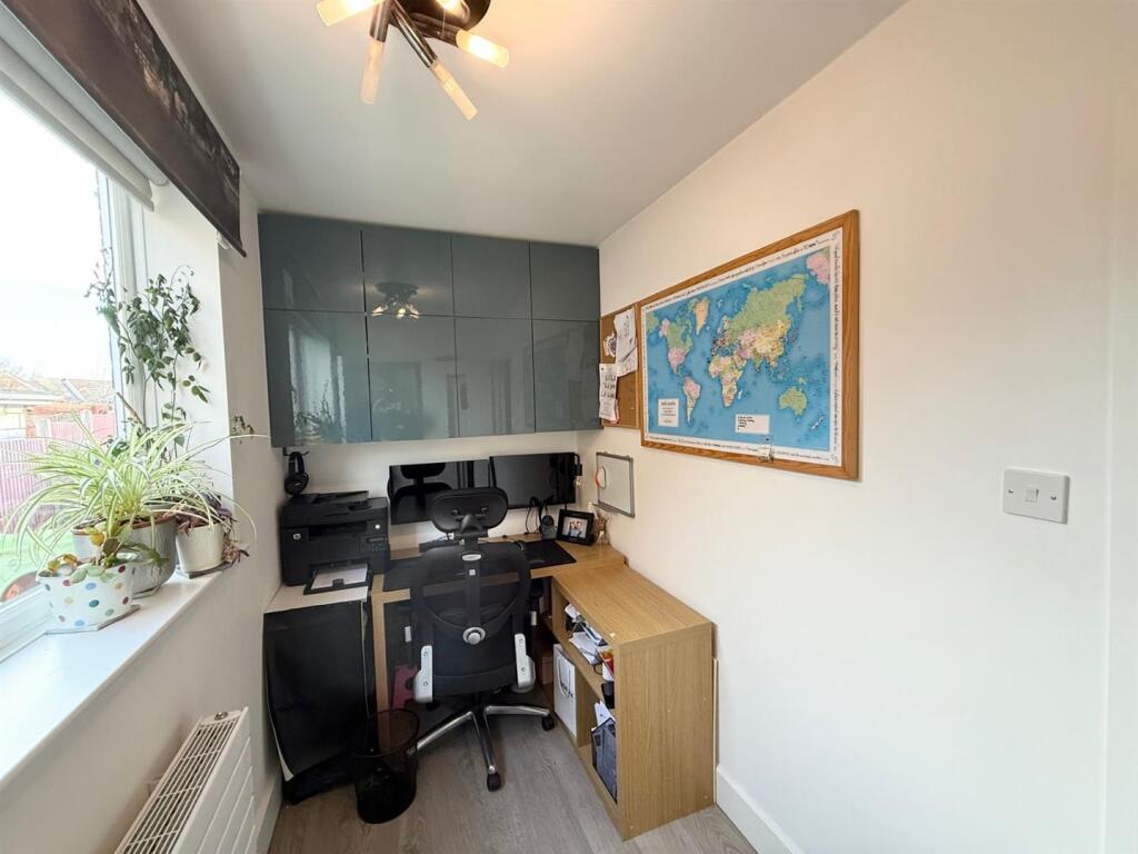 Additional property image - Oakland Gardens, Hutton, Brentwood