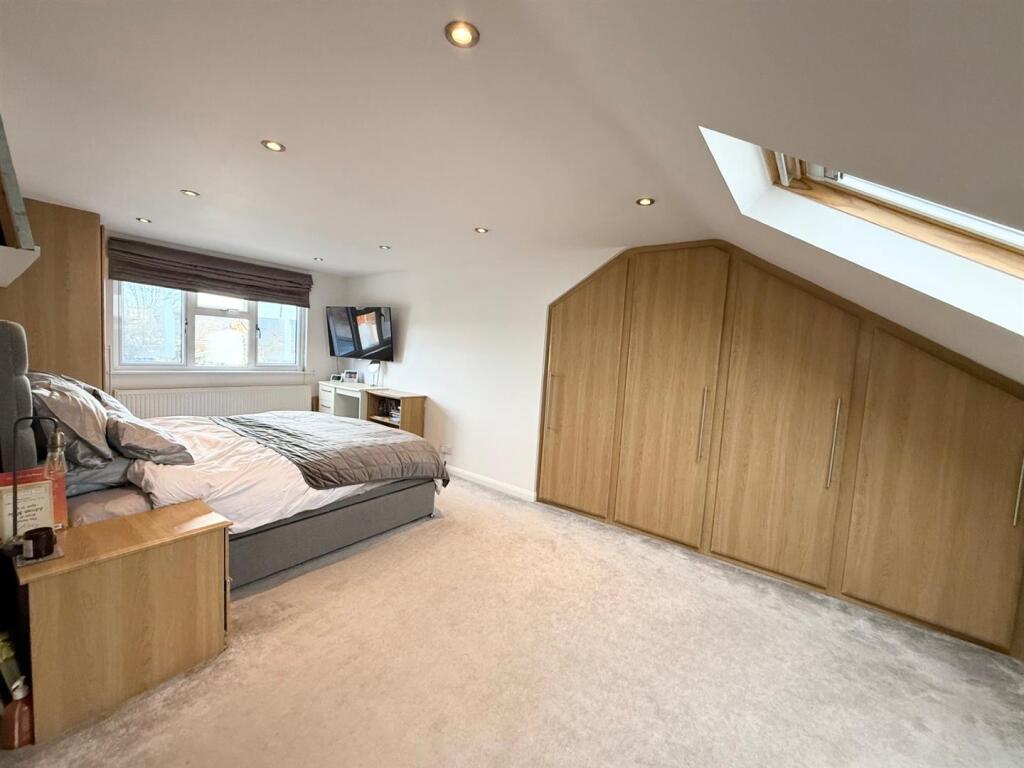 Additional property image - Oakland Gardens, Hutton, Brentwood