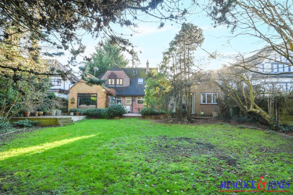 Additional property image - Challacombe Close, Hutton Mount, Brentwood