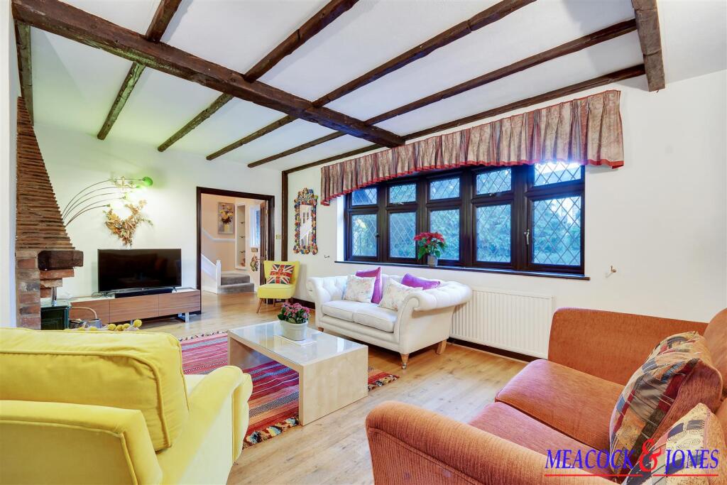 Additional property image - Challacombe Close, Hutton Mount, Brentwood