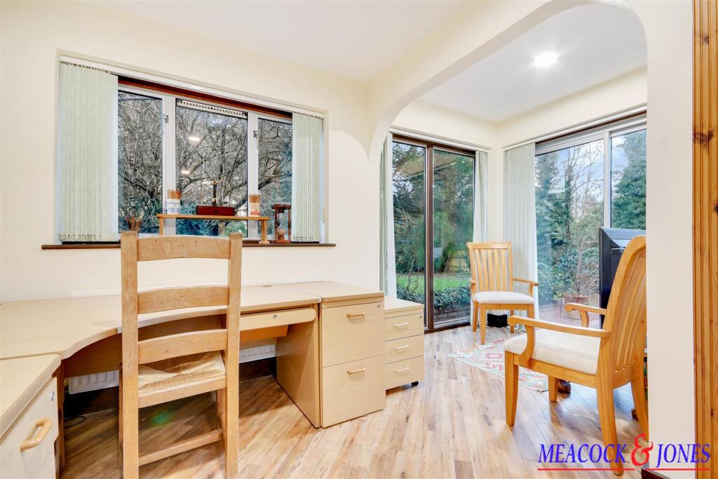 Additional property image - Challacombe Close, Hutton Mount, Brentwood