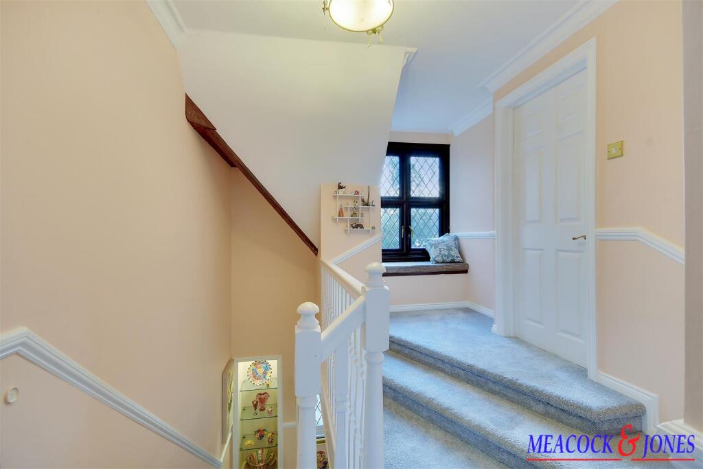 Additional property image - Challacombe Close, Hutton Mount, Brentwood